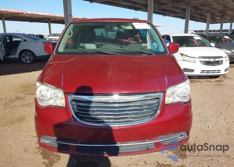 2016 Chrysler Town & Country Touring z USA, uszkodzony, nr VIN 2C4RC1BG9GR158044